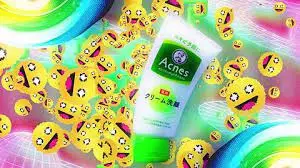 Capa de Acnes no Uta