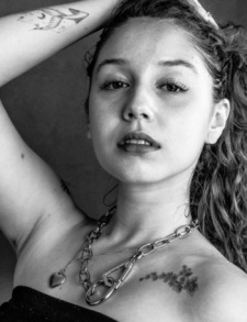 Marcella Almeida